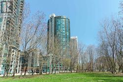 2707 - 215 FORT YORK BOULEVARD  Toronto, ON M5V 4A2