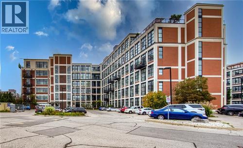 404 King Street W Unit# 607, Kitchener, ON - Outdoor With Facade