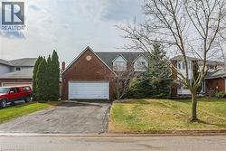 5134 OAKWOOD Avenue  Beamsville, ON L0R 1B8