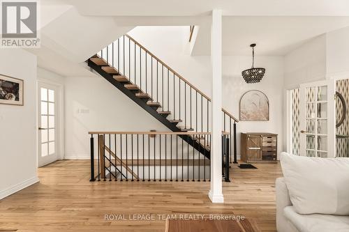 349 Frank Street, Ottawa, ON - Indoor Photo Showing Other Room