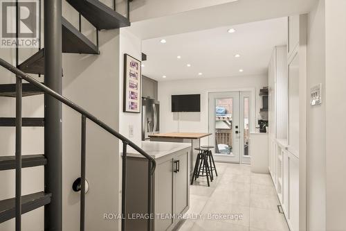 349 Frank Street, Ottawa, ON - Indoor Photo Showing Other Room