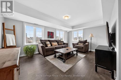 1B - 85 MULLIN DRIVE  Guelph (Victoria North), ON N1E 0R4