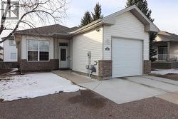 242 Washington Way SE  Medicine Hat, AB T1A 8V2