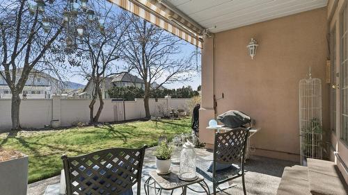 116-650 Lexington Drive, Kelowna, BC - Outdoor