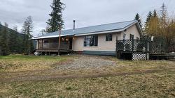 12 Specht Road  Cherryville, BC V0E 2G3