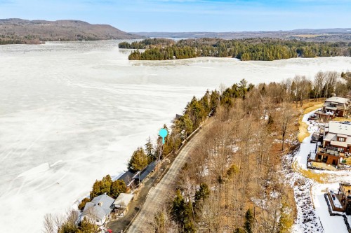Accès au plan d'eau - Rue Des Hauts-Du-Lac, Ayer'S Cliff, QC 
