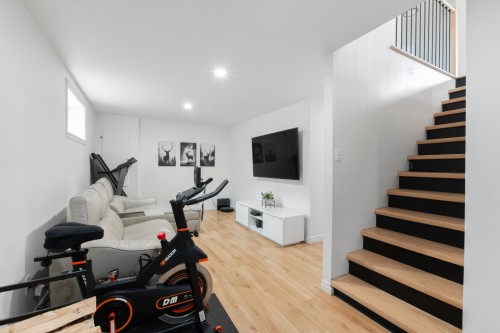 Salon - 46 Rue Migué, Saint-Jacques, QC - Indoor