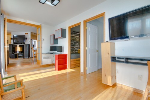 Salle de jeux - 371 Rue St-Maurice, Saint-Séverin, QC - Indoor