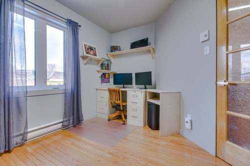 Chambre à coucher - 371 Rue St-Maurice, Saint-Séverin, QC - Indoor Photo Showing Office