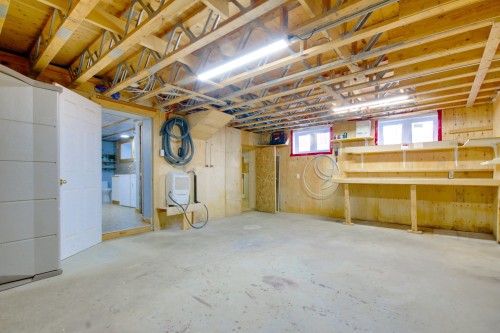 Sous-sol - 371 Rue St-Maurice, Saint-Séverin, QC - Indoor Photo Showing Basement