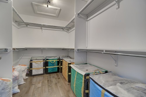Penderie (Walk-in) - 5673 Rue Alexandre, Brossard, QC - Indoor With Storage