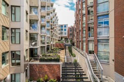 904-1628 Store St Victoria, BC V8W 0H1