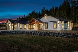 6127 Chase Dr Port Alberni, BC V9Y 0C2