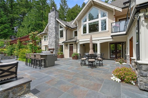 441 Glendower Rd, Saanich, BC 