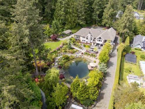 441 Glendower Rd, Saanich, BC 