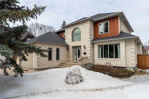 25 Quinns COVE  Winnipeg, MB R3R 3N5