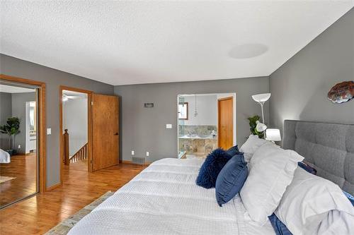 25 Quinns Cove, Winnipeg, MB 