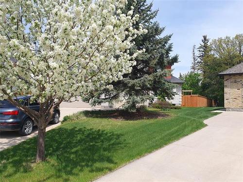 25 Quinns Cove, Winnipeg, MB 