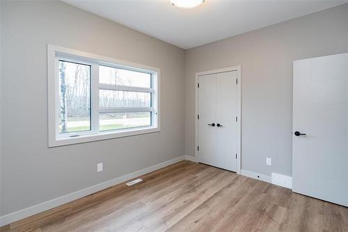 51 Everwood Cr, Matlock, MB 