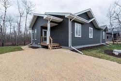 45 Everwood CR Matlock, MB R0C 2B0