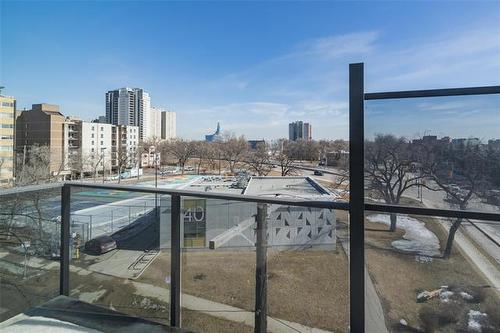 404-247 River Ave, Winnipeg, MB 