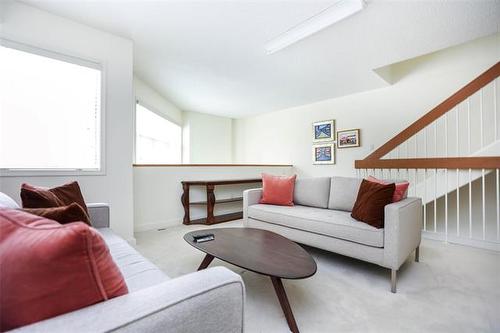 605 Stradbrook Ave, Winnipeg, MB 