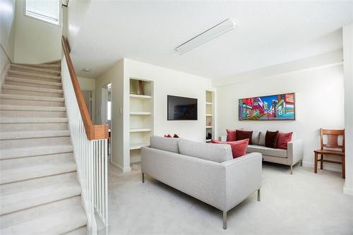 605 Stradbrook Ave, Winnipeg, MB 