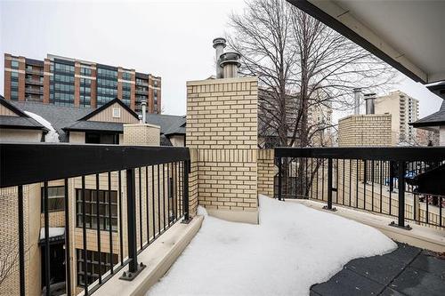 605 Stradbrook Ave, Winnipeg, MB 