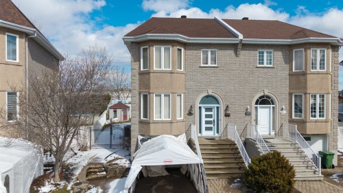 8965 Rue Giovanni-Caboto  Montréal (Saint-Léonard), QC H1P 3N8