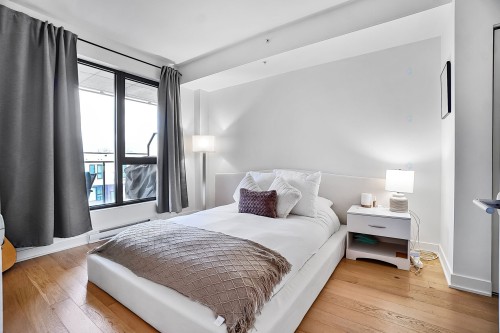 Master Bedroom - 328-112 Ch. De La Pointe-Nord, Montréal (Verdun/Île-Des-Soeurs), QC - Indoor Photo Showing Bedroom