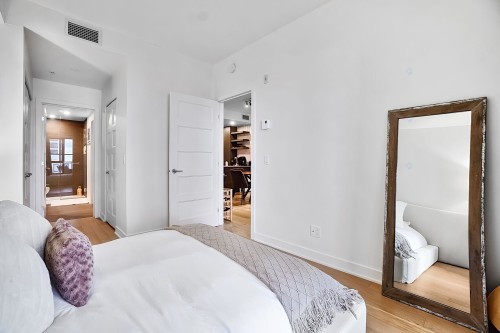 Master Bedroom - 328-112 Ch. De La Pointe-Nord, Montréal (Verdun/Île-Des-Soeurs), QC - Indoor Photo Showing Bedroom