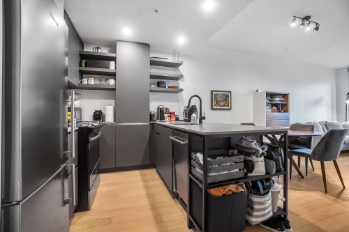 Kitchen - 328-112 Ch. De La Pointe-Nord, Montréal (Verdun/Île-Des-Soeurs), QC - Indoor Photo Showing Other Room