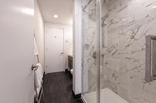 Master Bathroom - 4310-1188 Rue St-Antoine O., Montréal (Ville-Marie), QC - Indoor Photo Showing Bathroom