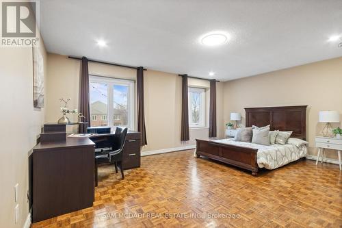4873 Forest Hill Drive, Mississauga, ON - Indoor Photo Showing Bedroom