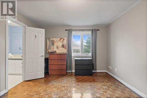 4873 Forest Hill Drive, Mississauga, ON - Indoor