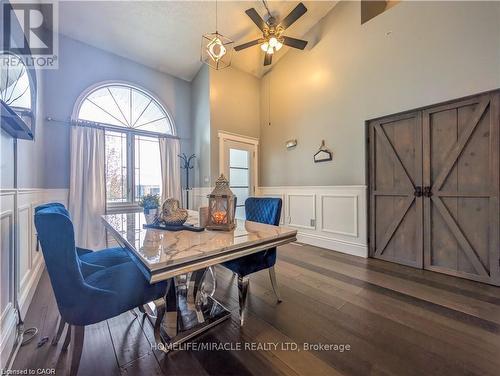 39 Endeavour Drive, Cambridge, ON - Indoor Photo Showing Dining Room