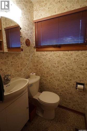 608 Nicoll Lane, Regina Beach, SK - Indoor Photo Showing Bathroom