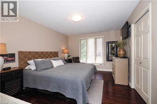 24 Primrose Path, Kitchener, ON - Indoor Photo Showing Bedroom