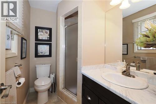 24 Primrose Path, Kitchener, ON - Indoor Photo Showing Bathroom
