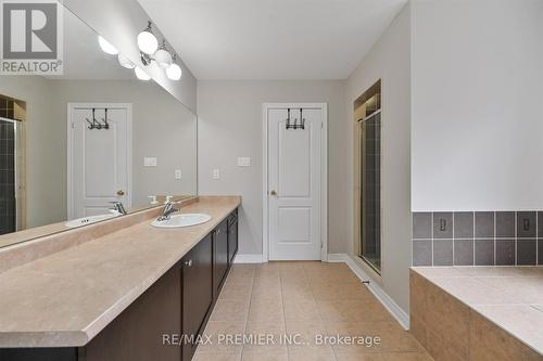 170 Ascalon Drive, Vaughan, ON - Indoor Photo Showing Bathroom