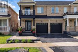 82 CHESTERWOOD CRESCENT  Brampton, ON L6Y 0Z5