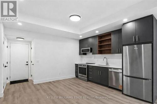 168 Everett Common, St. Catharines, ON - Indoor Photo Showing Kitchen With Stainless Steel Kitchen