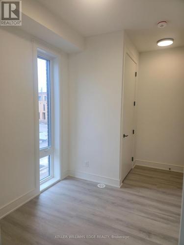 168 Everett Common, St. Catharines, ON - Indoor Photo Showing Other Room