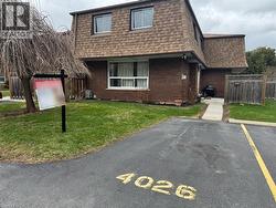 4026 LONGMOOR Drive Unit# 12 Burlington, ON L7L 1X2