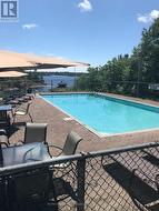Pool with a view - 