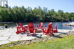Make memories around the firepit - 