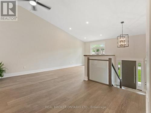 44 Topham Boulevard, Welland (N. Welland), ON - Indoor Photo Showing Other Room