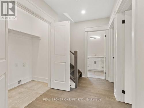 44 Topham Boulevard, Welland (N. Welland), ON - Indoor Photo Showing Other Room