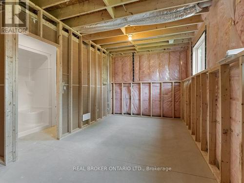44 Topham Boulevard, Welland (N. Welland), ON - Indoor