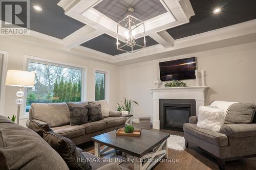 30 Brookside Lane, Tillsonburg, ON - Indoor Photo Showing Living Room With Fireplace
